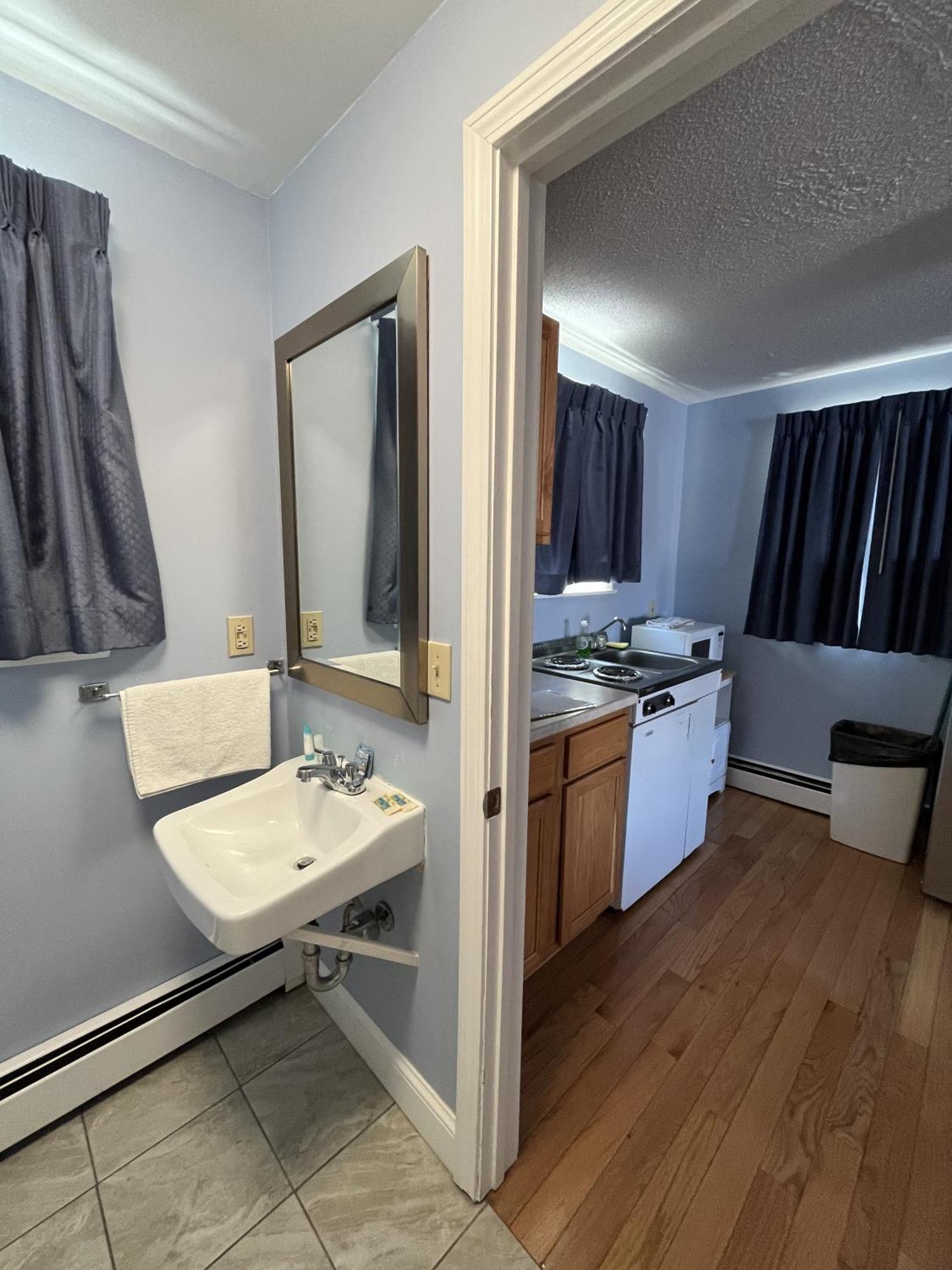 Beau Rivage Motel 올드 오차드 비치 외부 사진